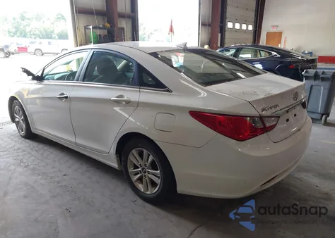 2013 Hyundai Sonata Gls z USA, uszkodzony, nr VIN 5NPEB4AC5DH635336